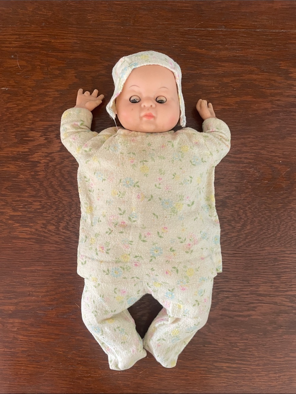 Vintage Baby Doll in Floral Pajama Set - Cream with Pastel Flowers 70’s